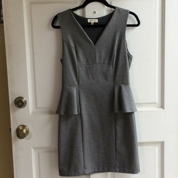Monteau Dresses & Skirts - Beautiful grey dress Monteau Dresses & Skirts - Beautiful grey dress